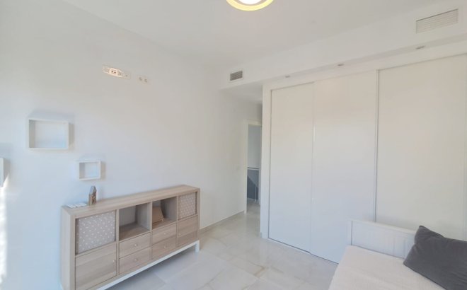 Resale - Town House -
Orihuela Costa - Costa Blanca