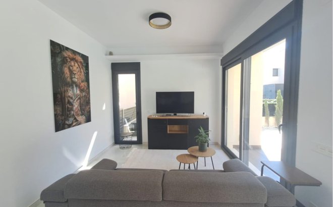 Resale - Town House -
Orihuela Costa - Costa Blanca