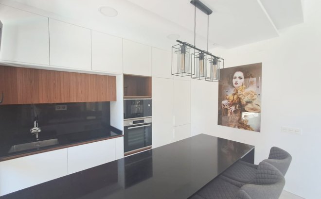 Resale - Town House -
Orihuela Costa - Costa Blanca