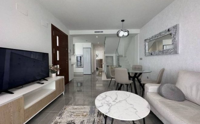Revente - Town House -
Torrevieja - Costa Blanca