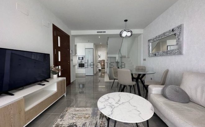 Revente - Town House -
Torrevieja - Costa Blanca