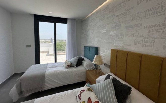 Revente - Town House -
Torrevieja - Costa Blanca