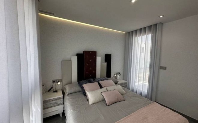 Revente - Town House -
Torrevieja - Costa Blanca