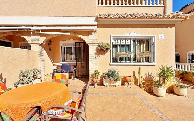 Resale - Town House -
Orihuela Costa - Costa Blanca