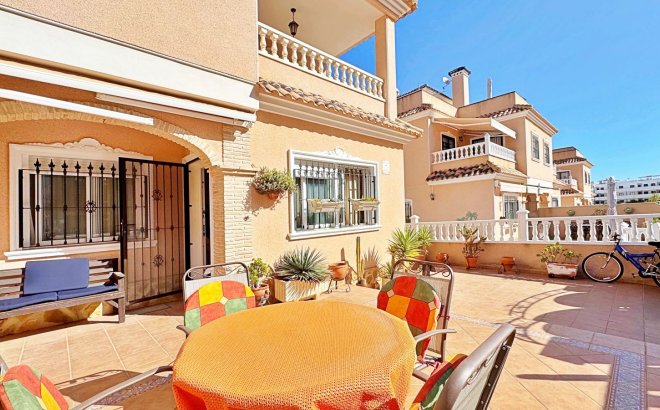 Resale - Town House -
Orihuela Costa - Costa Blanca