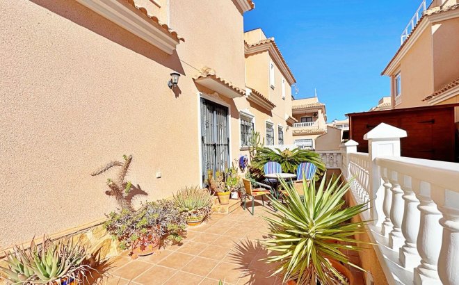 Resale - Town House -
Orihuela Costa - Costa Blanca