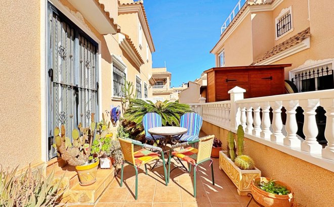 Resale - Town House -
Orihuela Costa - Costa Blanca