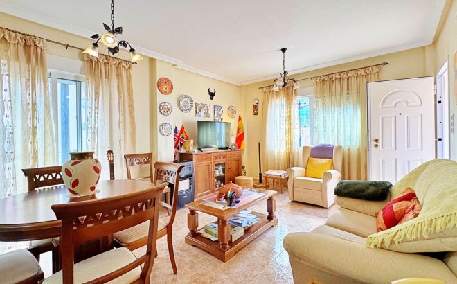 Resale - Town House -
Orihuela Costa - Costa Blanca