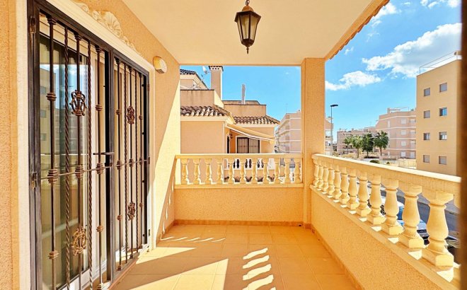 Resale - Town House -
Orihuela Costa - Costa Blanca