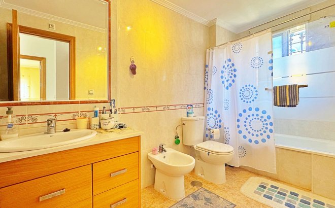 Resale - Town House -
Orihuela Costa - Costa Blanca