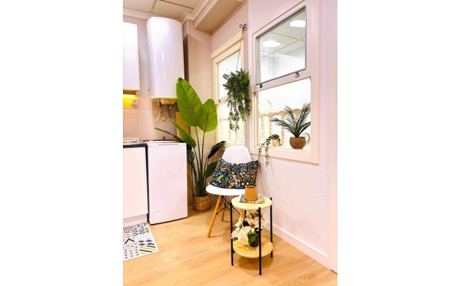 Resale - Apartment -
Torrevieja - Costa Blanca