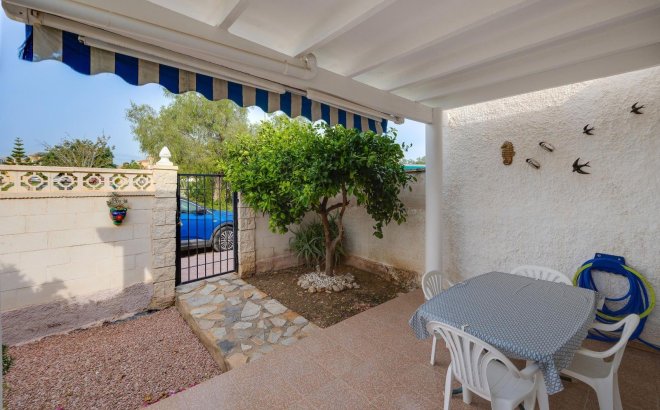 Resale - Villa -
Orihuela Costa - La Florida