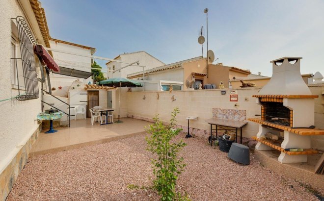 Resale - Villa -
Orihuela Costa - La Florida