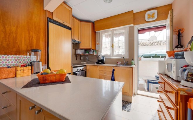 Resale - Villa -
Orihuela Costa - La Florida