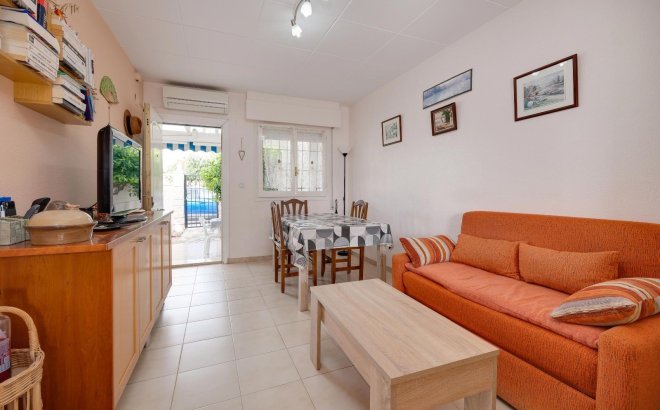 Resale - Villa -
Orihuela Costa - La Florida