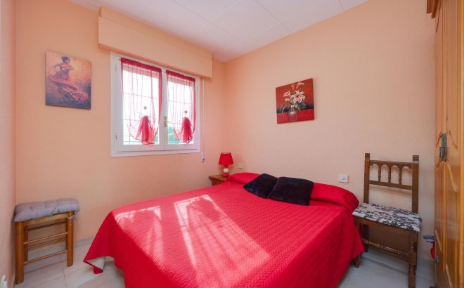 Resale - Villa -
Orihuela Costa - La Florida