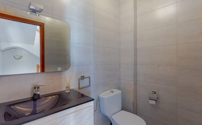 Resale - Villa -
Orihuela Costa - Costa Blanca