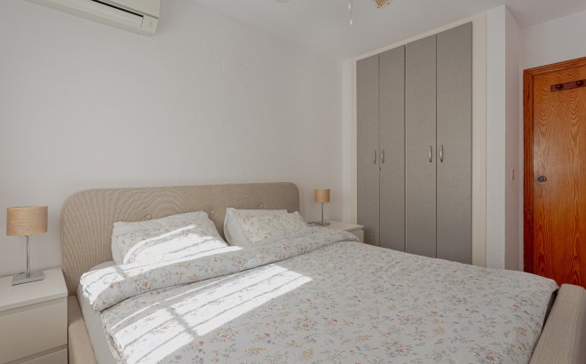 Resale - Villa -
Orihuela Costa - Costa Blanca