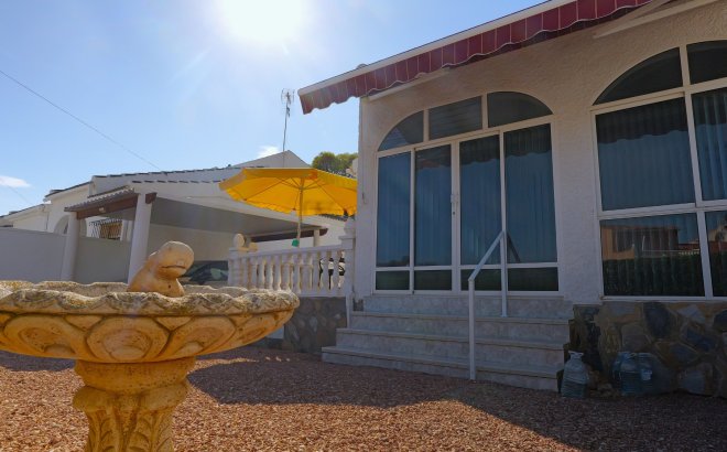 Herverkoop - Villa -
Torrevieja - Costa Blanca