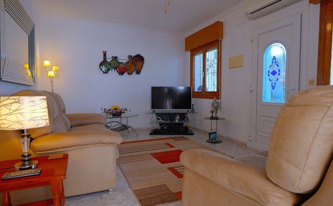 Herverkoop - Villa -
Torrevieja - Costa Blanca