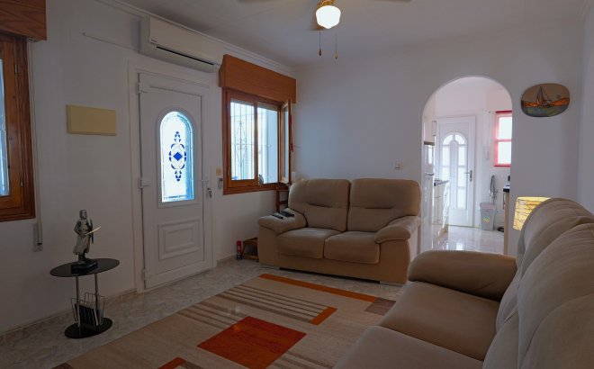 Herverkoop - Villa -
Torrevieja - Costa Blanca