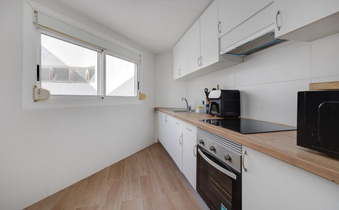 Resale - Apartment -
Torrevieja - Centro