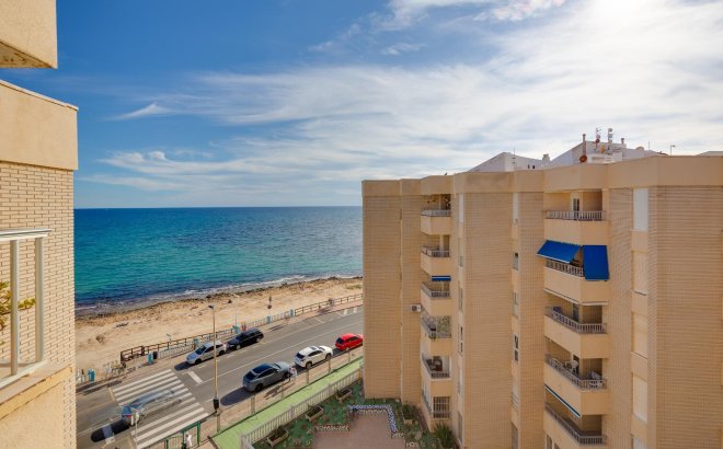 Resale - Apartment -
Torrevieja - Centro