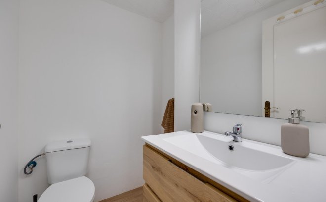 Resale - Apartment -
Torrevieja - Centro