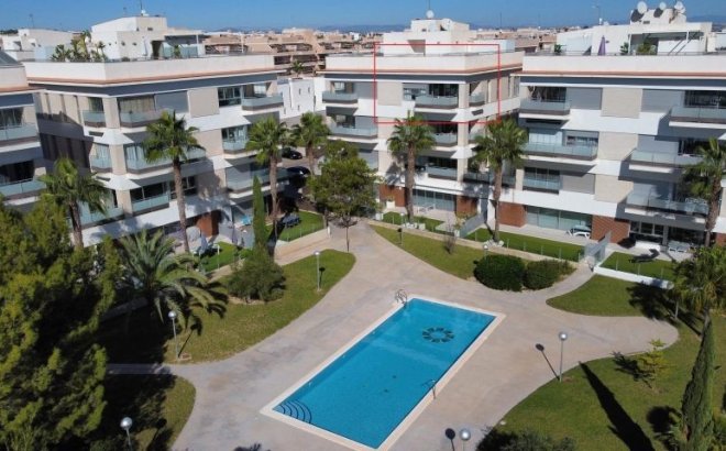 Resale - Apartment -
Orihuela Costa - Costa Blanca
