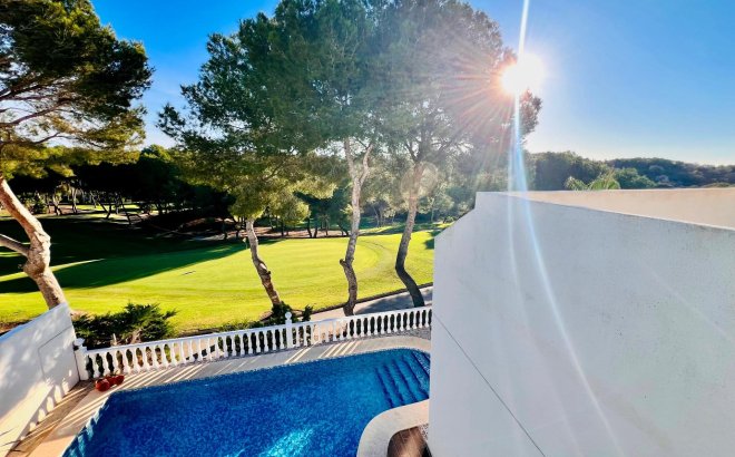 Revente - Villa -
Orihuela Costa - Lomas De Campoamor-las Ramblas