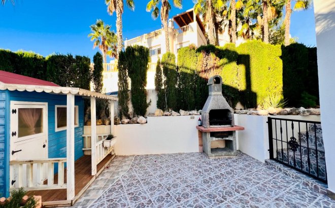 Revente - Villa -
Orihuela Costa - Lomas De Campoamor-las Ramblas