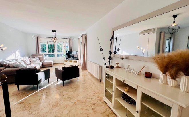 Revente - Villa -
Orihuela Costa - Lomas De Campoamor-las Ramblas