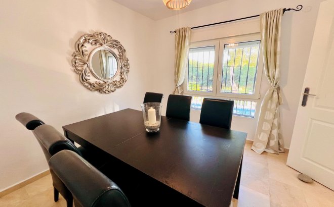 Revente - Villa -
Orihuela Costa - Lomas De Campoamor-las Ramblas