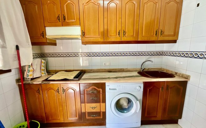 Herverkoop - Bungalow -
Torrevieja - Torreblanca