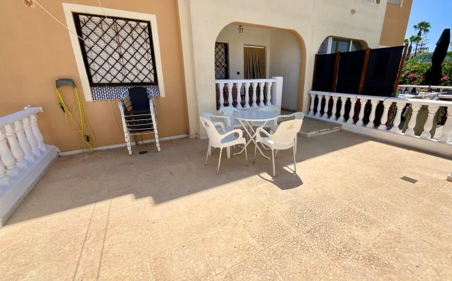 Herverkoop - Bungalow -
Torrevieja - Torreblanca