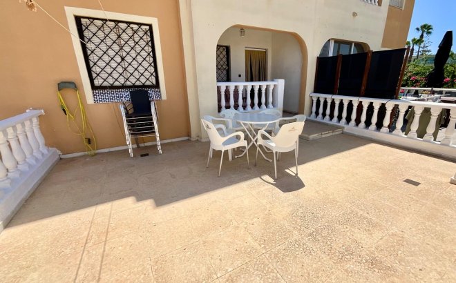 Herverkoop - Bungalow -
Torrevieja - Torreblanca