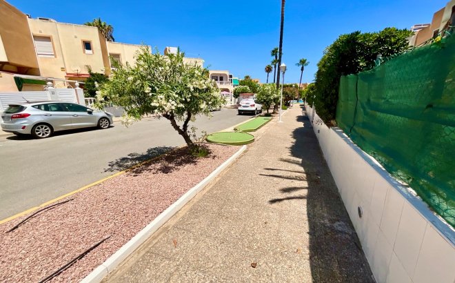 Herverkoop - Bungalow -
Torrevieja - Torreblanca