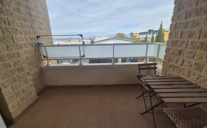 Resale - Apartment -
Torrevieja - Aguas Nuevas