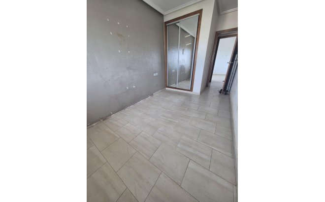 Resale - Apartment -
Torrevieja - Aguas Nuevas