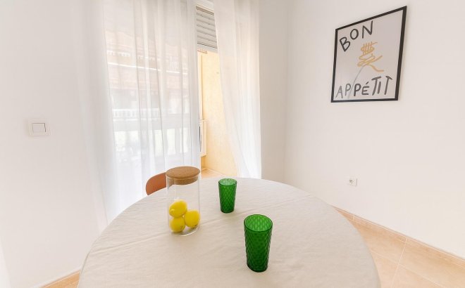 Resale - Apartment -
Torrevieja - PARQUE DE LAS NACIONES