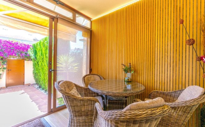 Resale - Town House -
Torrevieja - Aguas Nuevas