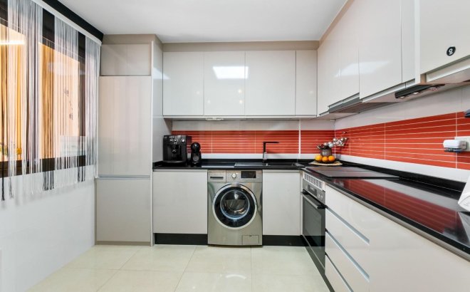 Resale - Town House -
Torrevieja - Aguas Nuevas