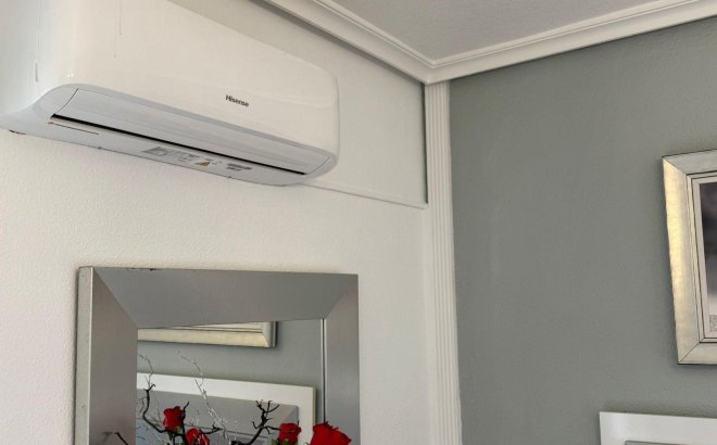 Resale - Town House -
Torrevieja - Calas Blanca