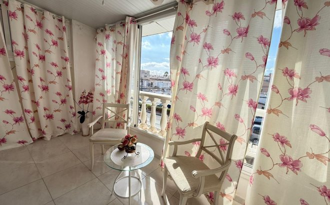 Resale - Town House -
Torrevieja - Calas Blanca