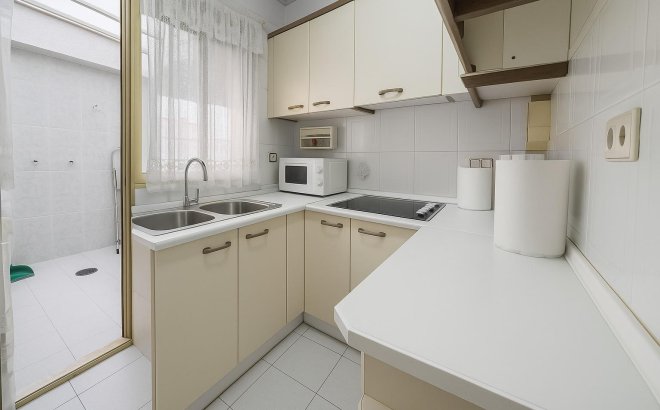 Resale - Apartment -
Torrevieja - Acequion