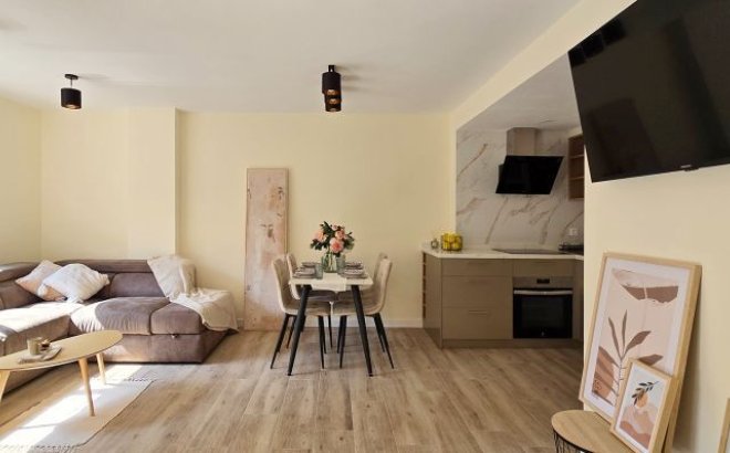 Revente - Appartement -
Torrevieja - Centro