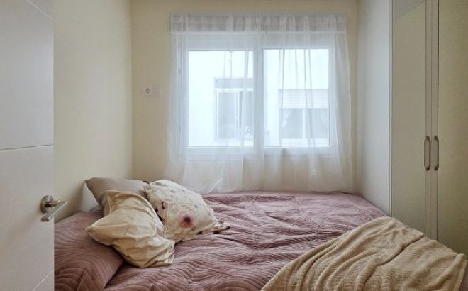 Revente - Appartement -
Torrevieja - Centro