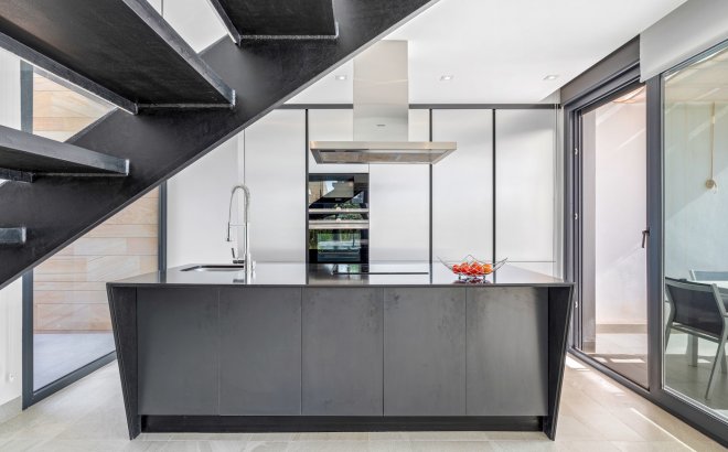 Resale - Villa -
Orihuela Costa - Costa Blanca