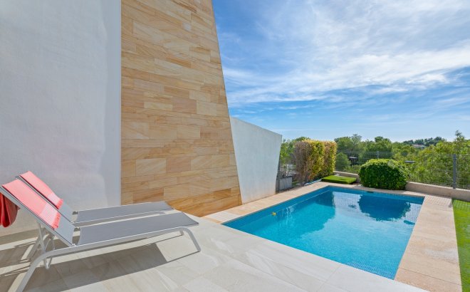 Resale - Villa -
Orihuela Costa - Costa Blanca