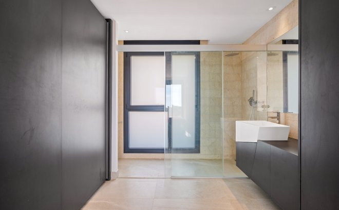 Resale - Villa -
Orihuela Costa - Costa Blanca